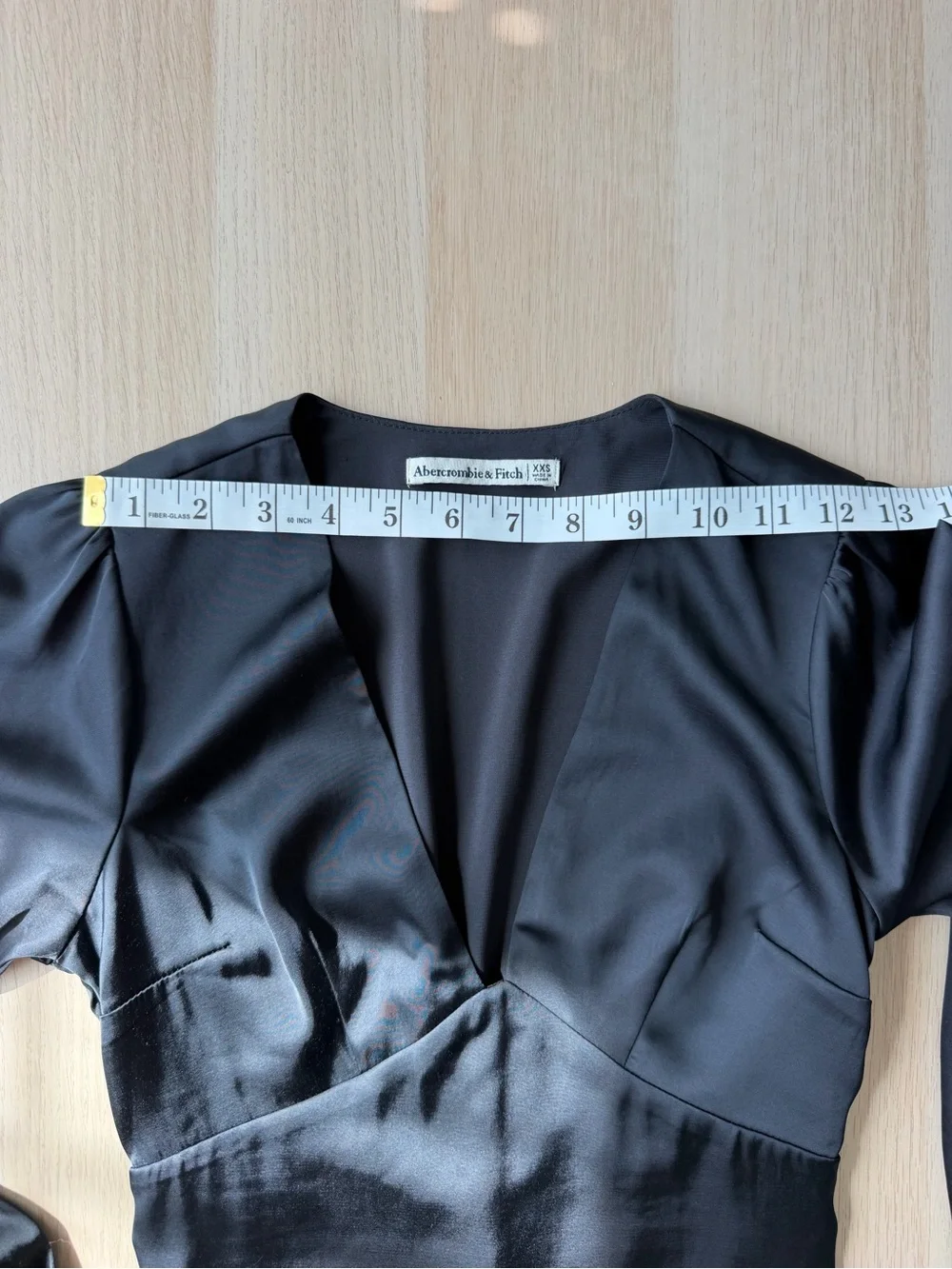 Abercrombie & Fitch Satin Plunge V-Neck Blouse Smoked Waist Puff Sleeve Top XXS
